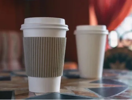 Paper cup in the restaurant Paper cup in the restaurant